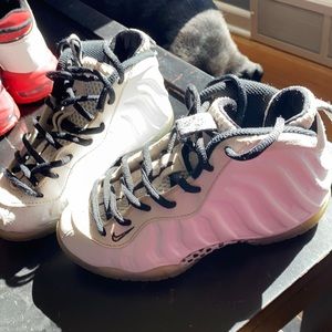 Nike size 13 boys shoe